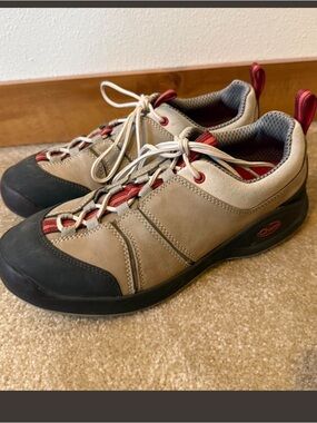 Chaco Women’s Taupe Sneakers with Red Accents